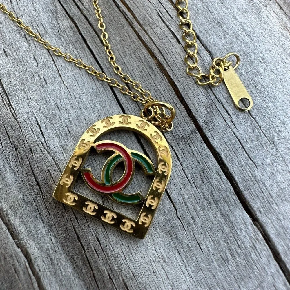 Bundle of earrings and chain